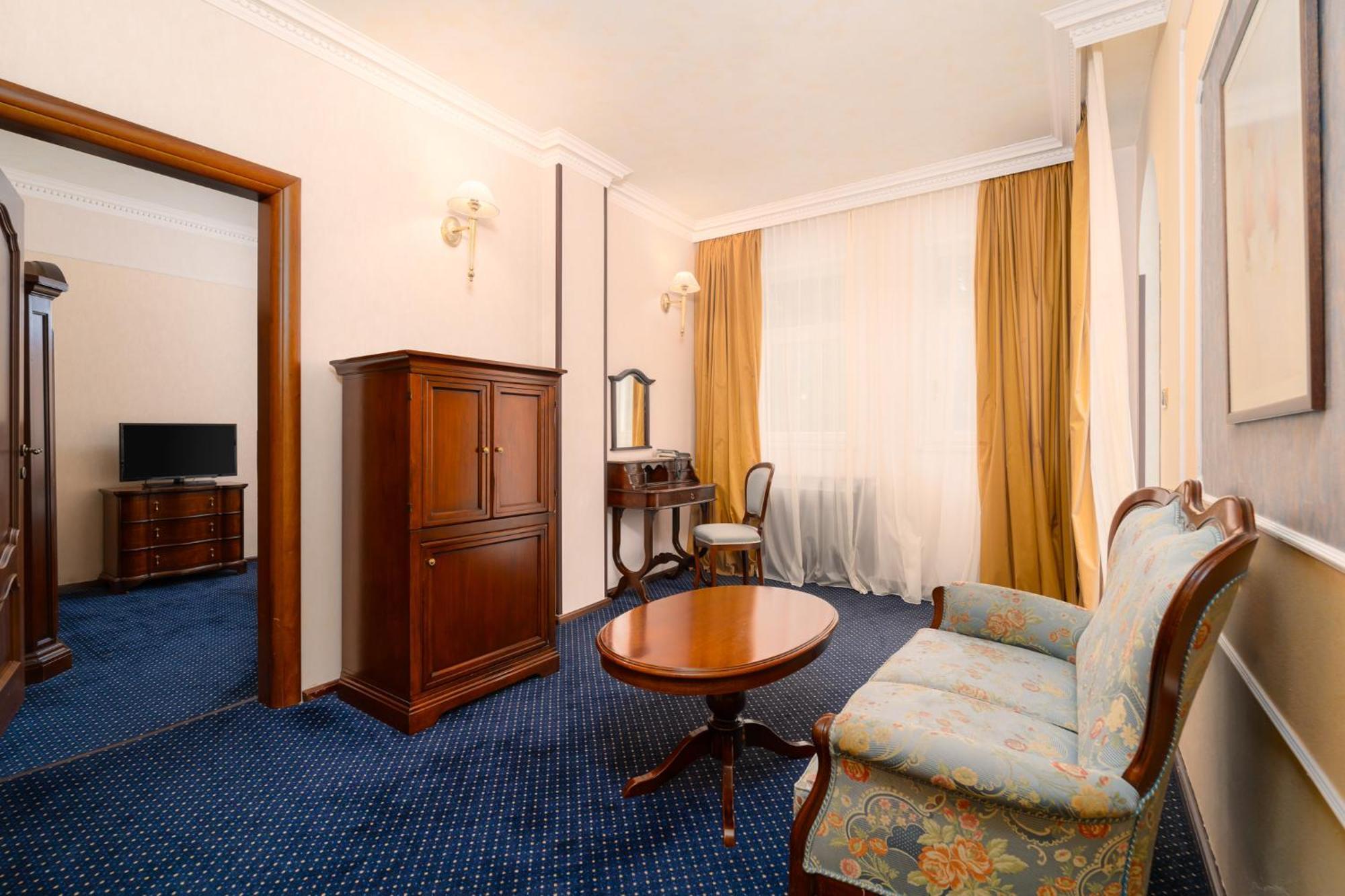 Festa Winter Palace Hotel Borowec Zewnętrze zdjęcie